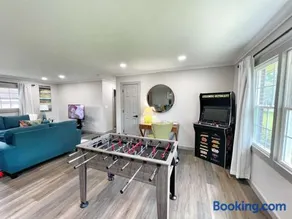 Decatur's Family Sport Haven & Backyard Bliss - Image 2