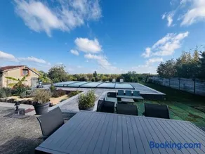 Gîte familial à Bressolles avec piscine privée et animaux acceptés - Image 3
