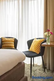 Hunzego Hotel - Image 2