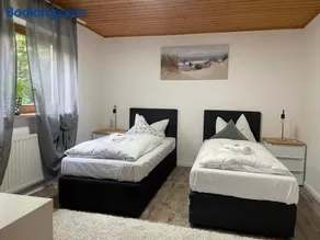 Appartio - Gästehaus "Dorfblick" - komfortable Ferienwohnungen mit Küche und Waschmaschine - Image 1