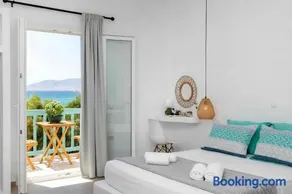 Kalais Beachfront Suites - Stunning Sea & Sunset Views, Free Beach Chairs, Bus Stop Outside, 12 Min from Naxos Town, 200 Mbps WiFi - Image 2