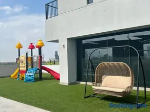 Beautiful 2 bedrooms condo with pool Livo Tower - Image 2