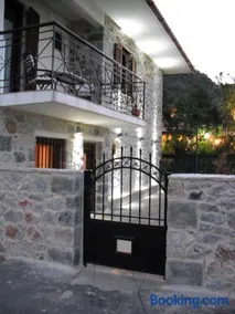 Villa Iris - Image 2