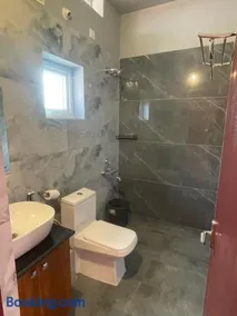 FernHills Homestay - Image 1