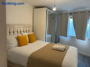 The Dartford Lodge - Free Parking - Image 3