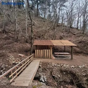 Cabane octogone sauvage - Octogonia, Ardèche - Image 4
