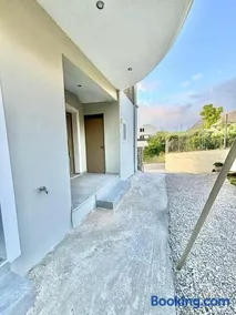 Danita Apartments - Image 2
