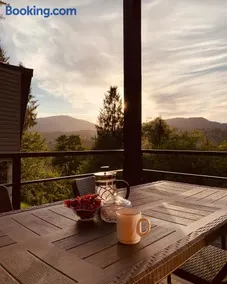 Love's Mount Resort - Image 3