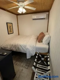Rocking 40' Container - Image 2