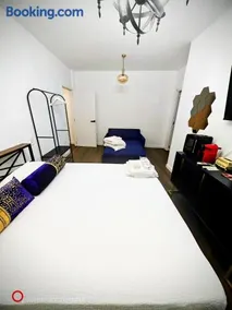 Royal Lux - Image 4
