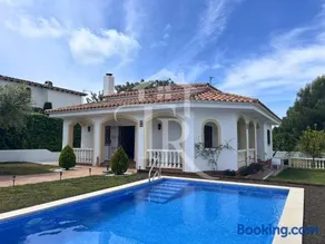 Fantástica Villa con piscina privada - Image 1