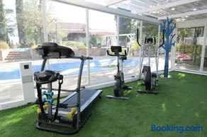 Country House With Gym - Image 1
