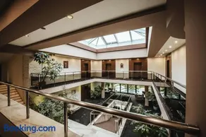 Hotel Villa Ekaterina - Image 4