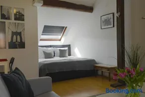 Dachgeschosswohnung - Image 3