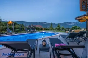 Activity and familiy Villa Milena with heated pool - Image 3