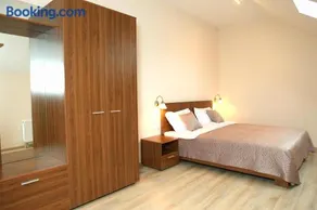 Sky Hotel - Image 4