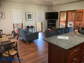 13 Smythe - Image 2
