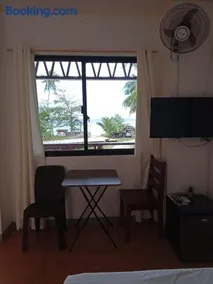 MLB Beachfront Apartment - Image 5