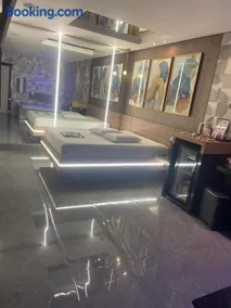Motel Fuego (Adults Only) - Image 2