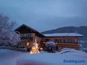 Familienorientierte Wohnung mit Garten, Terrasse und Grill | Bergblick - Image 2