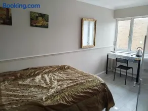 Murston Double Room - Image 4
