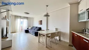 Sea View 2-bedrooms Apartment - Image 3