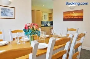 Northlands Farm - Old Farm Cottage - Image 3