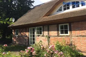 F-1081 Ferienwohnung Pfarrhof in Garz - Image 1