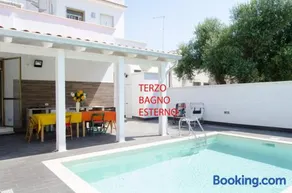 Villa Maria con Piscina nel Boomerang Village a Torre Colimena - Image 2