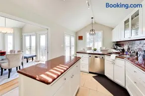 Comfortable San Francisco Retreat in Twin Peaks - Image 2