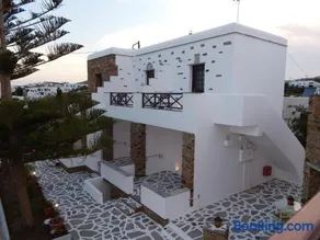 Classic Seaside Apartment In Tinos - Image 5