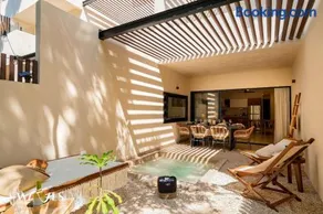 Depto. Premium C/ Jardín y Piscina Privada - Image 2