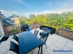 Perfect Stay for Hockey World Cup Fans! - Image 1