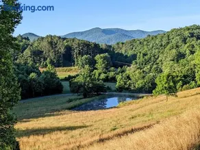 Bucolic Mountain View Stargazing Sunsets Wildlife - Image 1