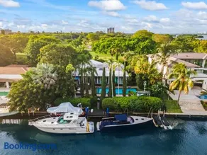 Luxurious Miami Waterfront Gateaway, A Location - Image 2