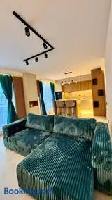 River View Penthouse & Jacuzzi - Image 4
