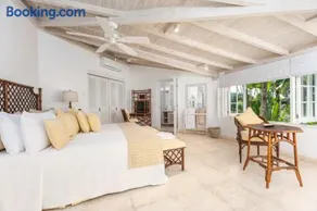 Villa de lujo frente al mar de 5 habitaciones con piscina privada y acceso directo a la playa, Holetown, Barbados - Image 4