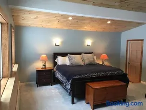 Stratton Chalet - Image 2