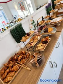Dolce Vita Boutique Hotel - Image 1