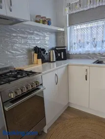Elizabeth Street Guesthouse - Image 2