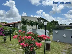 Casa em Reserva Ambiental com Piscina Privativa - Image 2