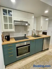 Charming Full Basement Unit - Image 1
