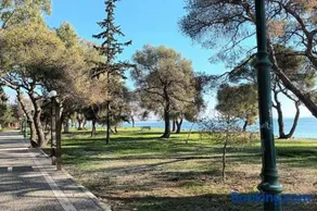 Doll house next to the sea - Image 1