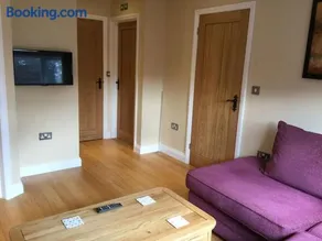 Beautifully appointed & cosy self contained annexe - Image 4