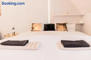 GoldenEye Apartment Center - Image 2