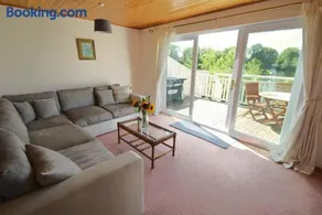Mallard Lodge - Image 2