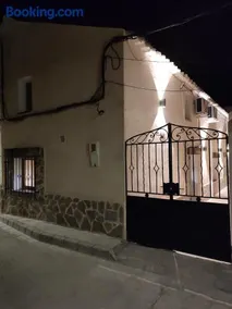 Casa el Autillo Alcalá del Jucar - Image 1