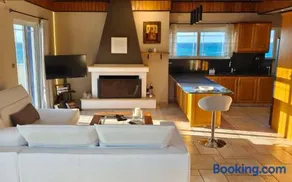 Xi Luxury Apartment - Image 2