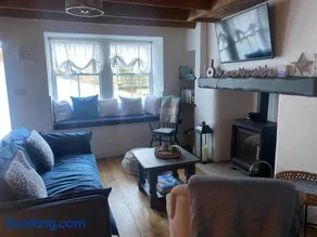 Shrimp Cottage - 3 bed renovated cottage with stunning sea views - Image 5