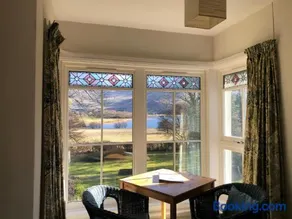 Trigonos - Peaceful Lakeside B&B and Retreat in Eryri National Park - Image 1